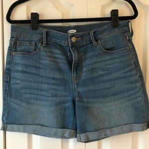 sz10 Old Navy 5in inseam rolled cuff jean shorts
